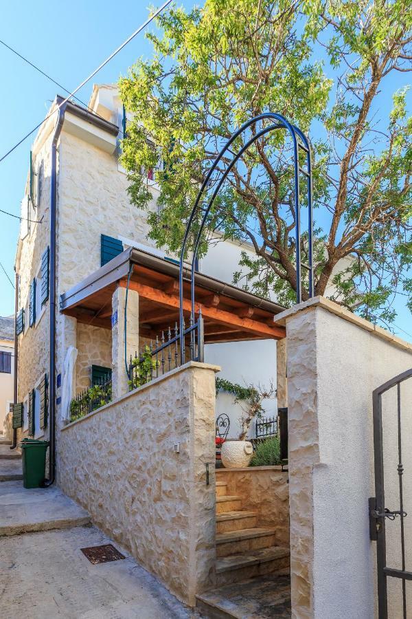 פרימוסטן Holiday Home Primabella מראה חיצוני תמונה